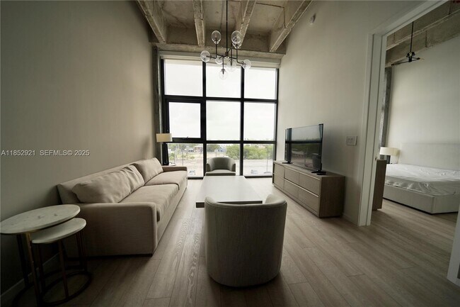 Building Photo - 7920 NE 2nd Ave