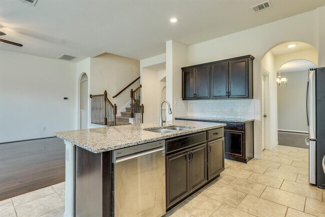 Building Photo - 2920 Rabbit Creek Dr