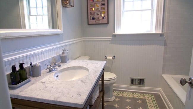 Building Photo - 29 Meadows E