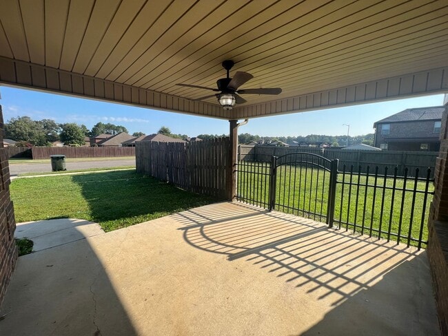 Building Photo - 4 bedroom home in Owens Cross Roads