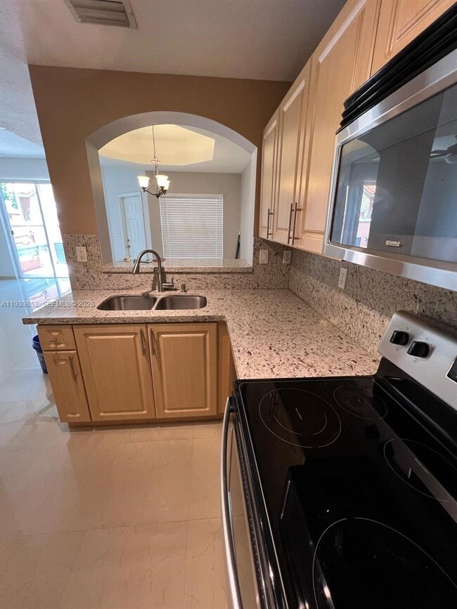 Building Photo - 721 SW 107th Ave