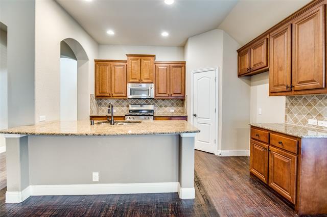 Building Photo - 4610 Lone Grove Way