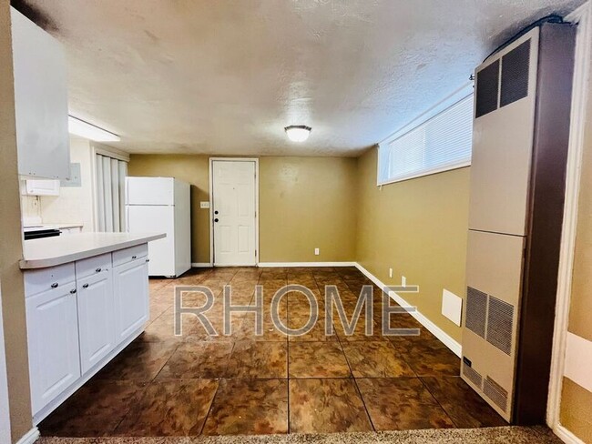 Building Photo - 4270 S 2300 E