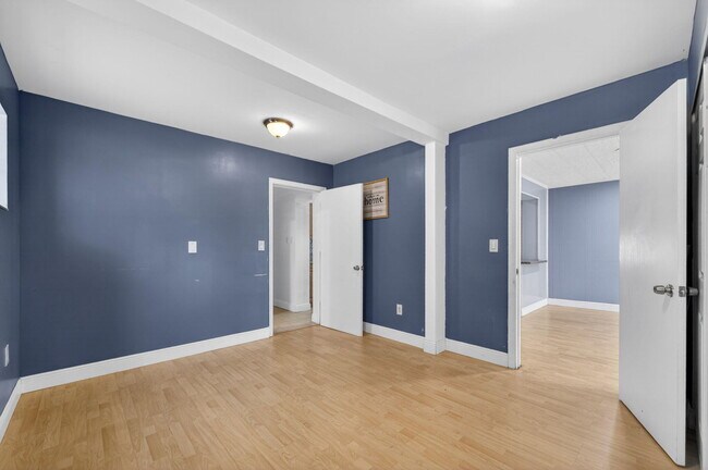 Building Photo - 6219 SW 20th Ct