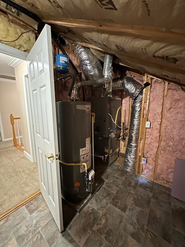 Attic space - 2231 Whitney Ct