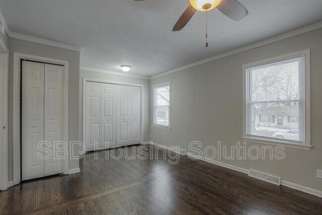 Building Photo - 16003 East 35th St S