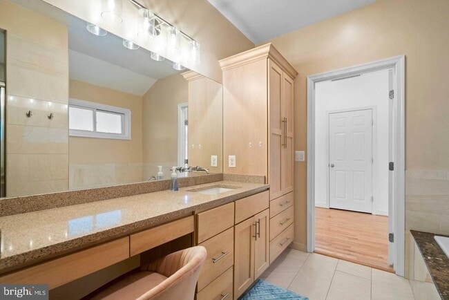 Building Photo - 5400 Williamsburg Blvd