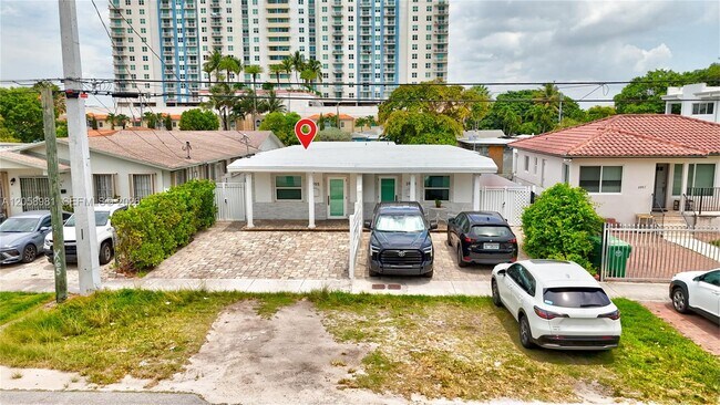 Building Photo - 2953 SW 23rd St