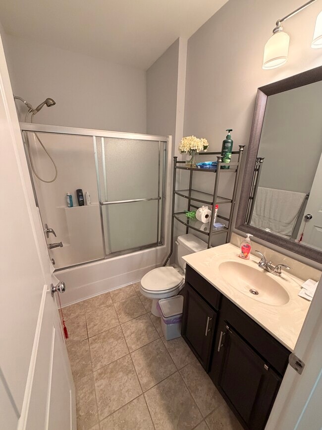 Building Photo - 2279 Tenor Ln