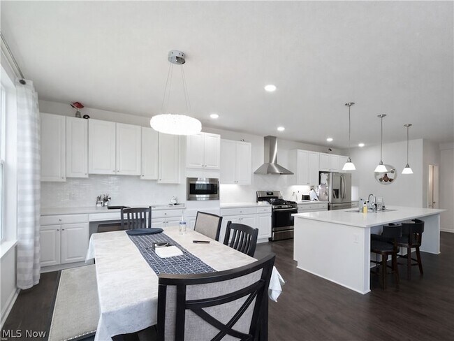 Building Photo - 4509 Millbrook Way