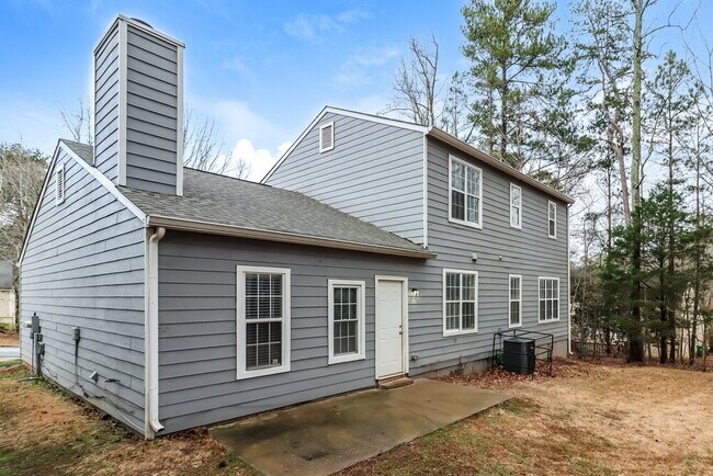 Building Photo - 5875 Bellingrath Way