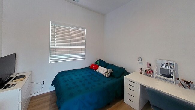 Building Photo - 5123 Tipton St