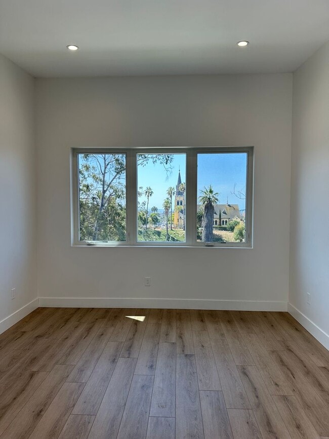 Building Photo - 2320 F St