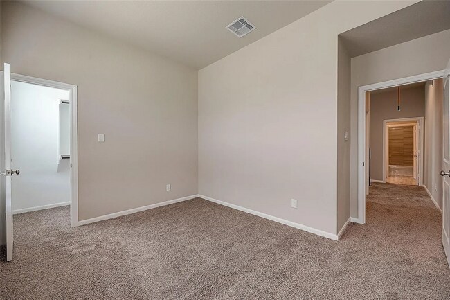 Building Photo - Beautiful Move-In Ready Home in Missouri City