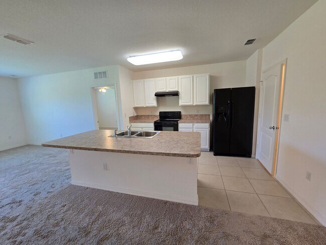 Building Photo - 121 Fishermans Cove Dr