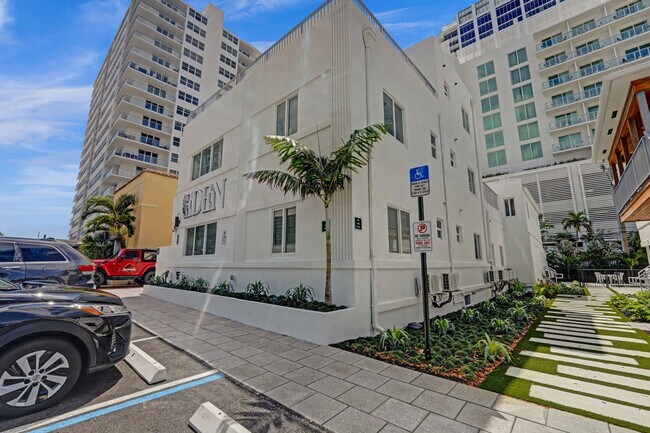 Building Photo - 3020 Seville St