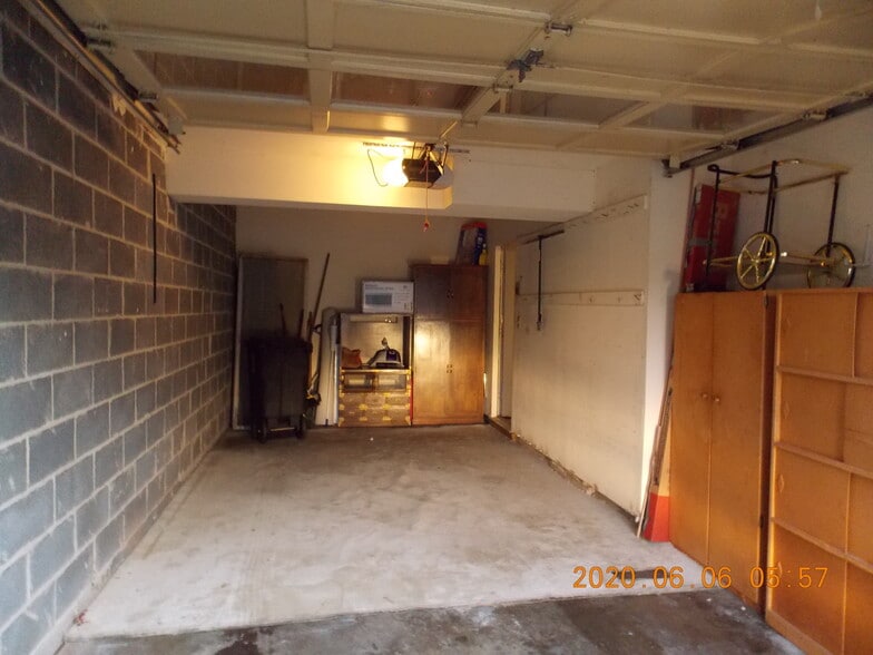 Building Photo - 14609 Governor Sprigg Pl