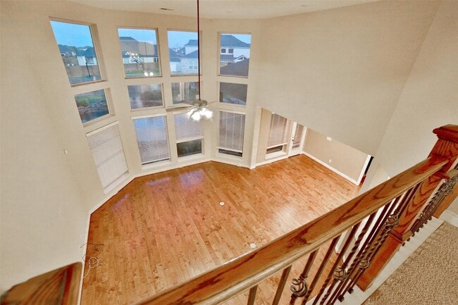 Building Photo - 2403 Haven Hill Dr