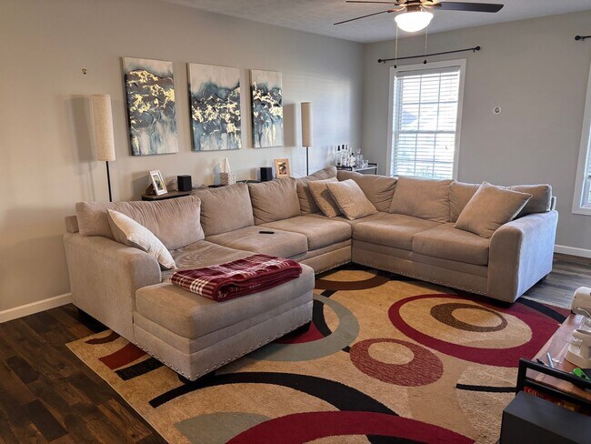 Building Photo - BEAUTIFUL, MOVE-IN READY HOME IN CHEAT CROSSING! - Available on 6/4/2026