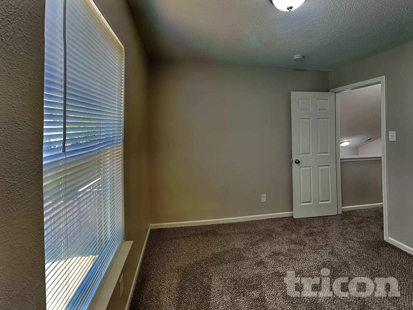 Building Photo - 6750 Kinnerton Dr