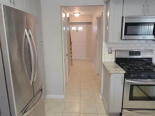 Building Photo - 9 Kiwi Loop