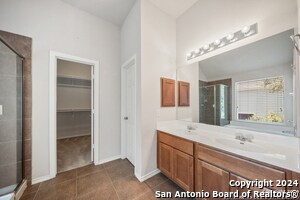 Building Photo - 8703 Rim Sarasota Woods