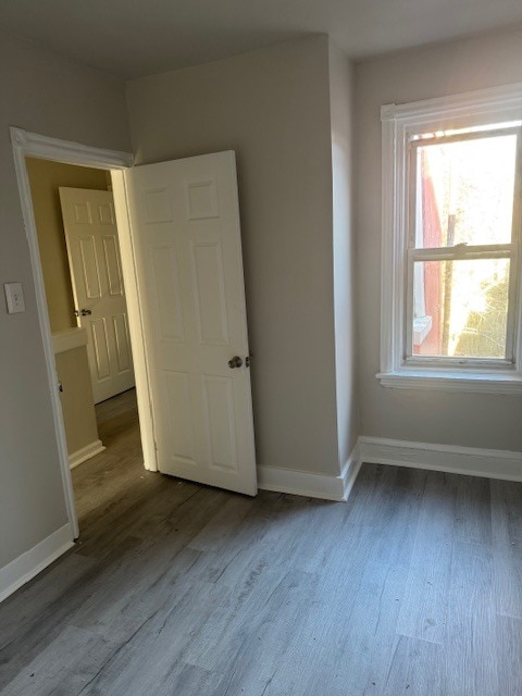 Building Photo - 103 E 24th St