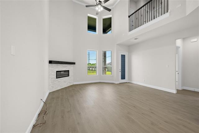 Building Photo - 6978 Westlake Dr