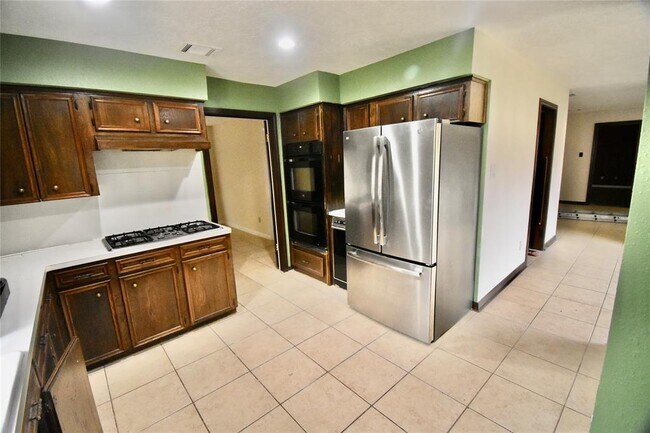 Building Photo - 2339 Walnut Ridge Dr