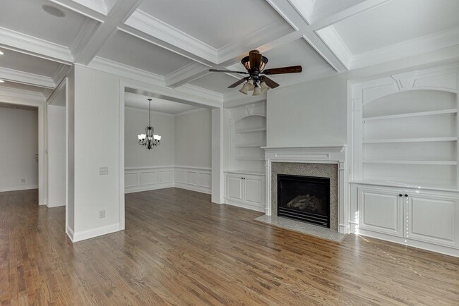 Building Photo - 6925 Fellowship Ln