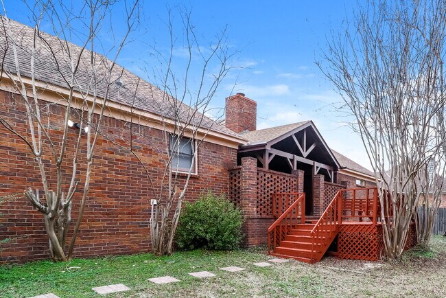 Building Photo - 4800 Harvest Knoll Cove S