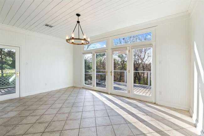 Building Photo - 506 Centex Sportsman Rd