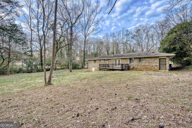 Building Photo - 642 Simone Way