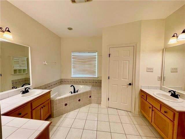 Building Photo - 1525 Elderberry Loop