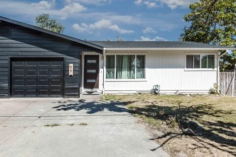 Primary Photo - 55 SW Eastern Ave