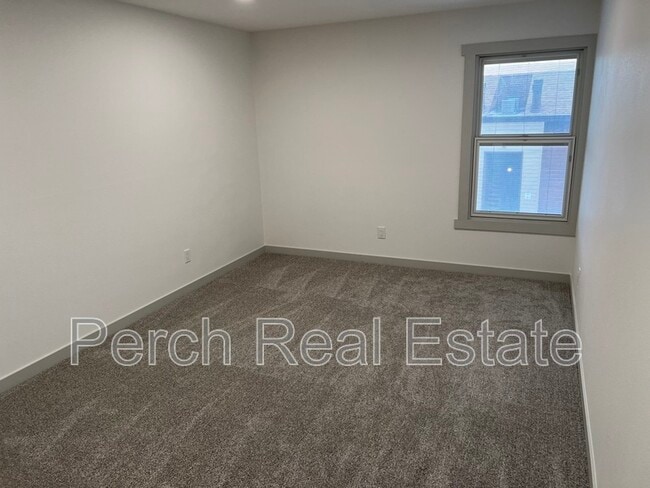 Building Photo - 7080 W 20th Ave