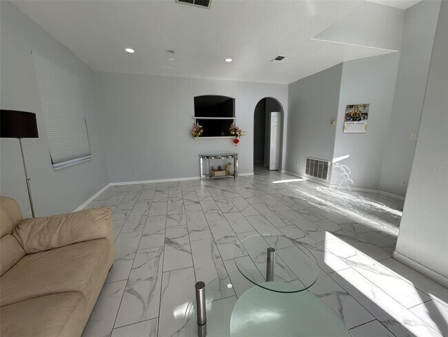 Building Photo - 10439 Andover Point Cir