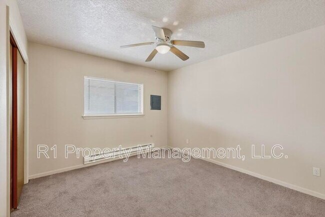 Building Photo - 222 Shannon Pl NW