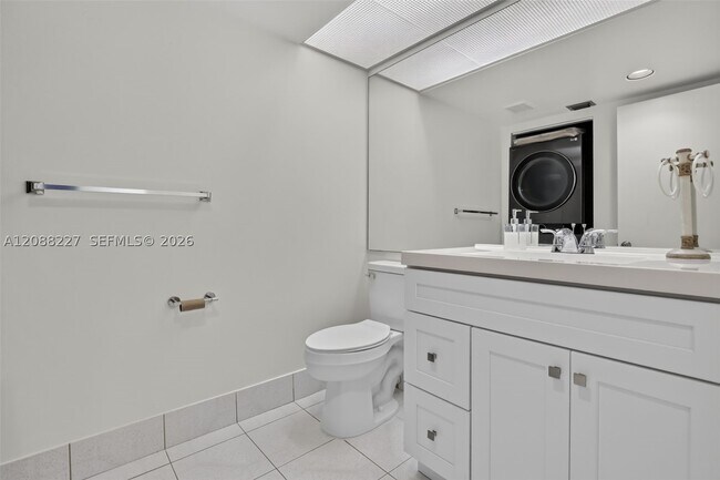 Building Photo - 1200 SW 125th Ave