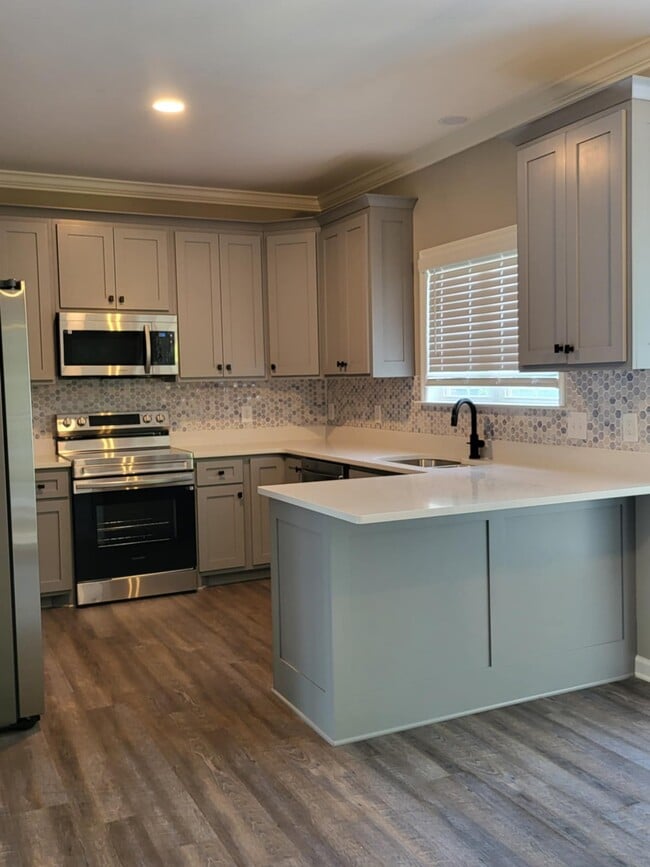 Building Photo - 5537 Oak Chase Dr