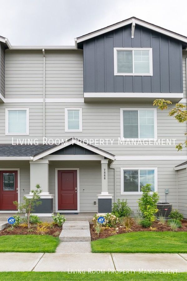 Building Photo - Spacious Townhome in Bethany with an Offic...