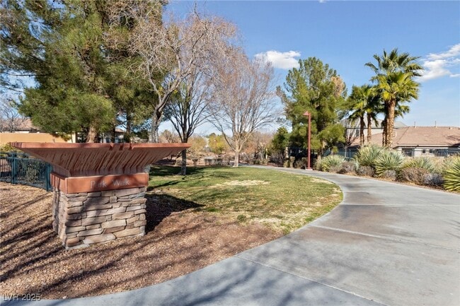 Building Photo - 10498 Promenade Park Ct