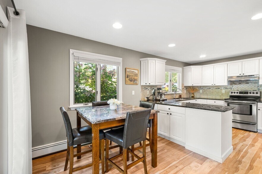 Building Photo - 14 Saint Marys Rd