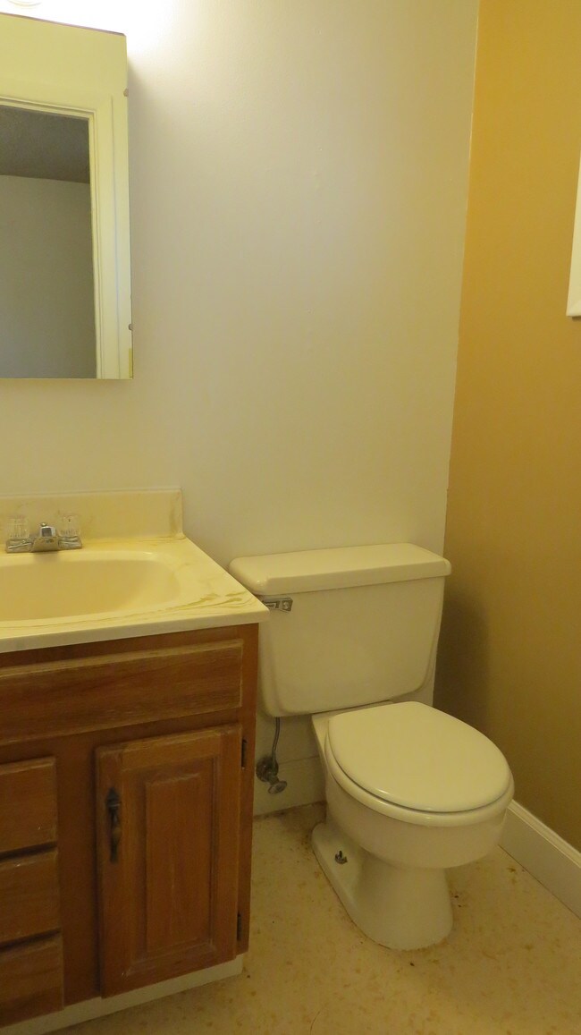 Building Photo - 5503 6th Ave S