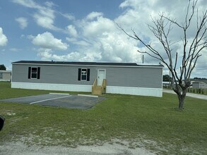 Building Photo - 202 Craig St