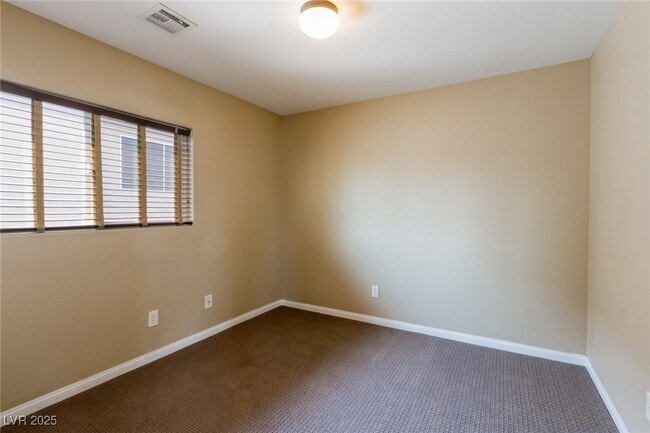 Building Photo - 511 Redruth Dr