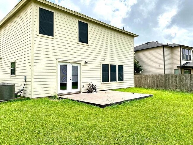 Building Photo - 731 Abundance Ln