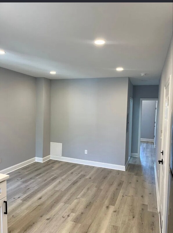 Building Photo - 5847 Willows Ave