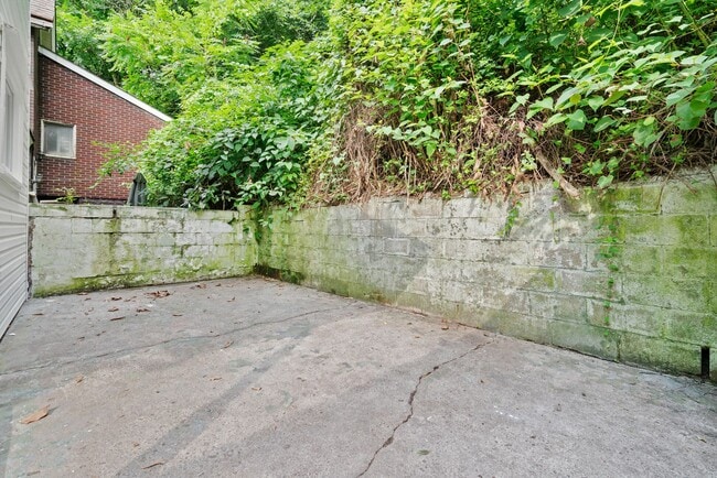 Building Photo - Charming 2 bedroom home in Turtle Creek av...