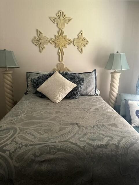 Building Photo - 5723 Lakeview Mews Cir